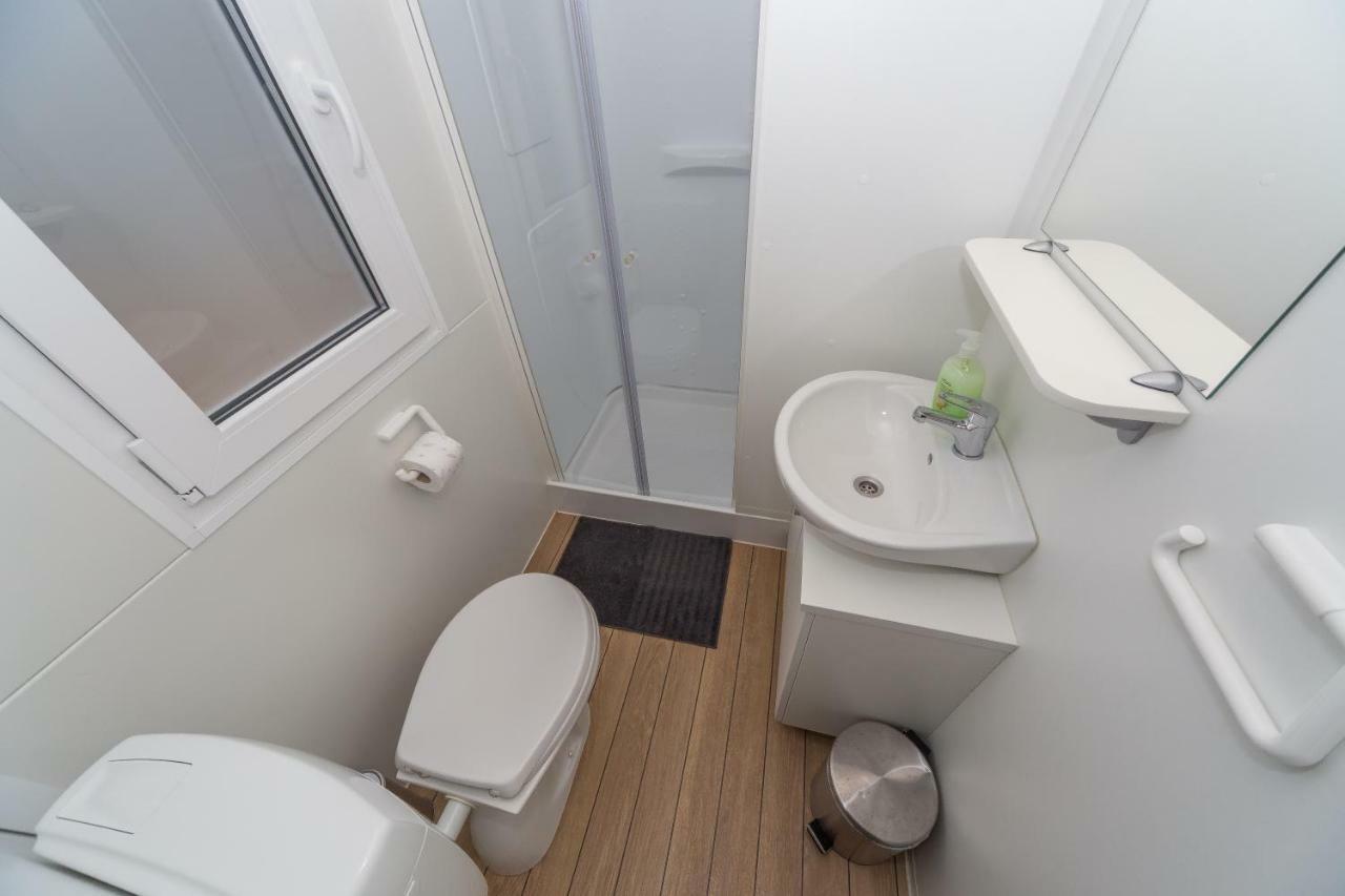 Mobile Homes Crystal Biograd Na Moru Eksteriør bilde