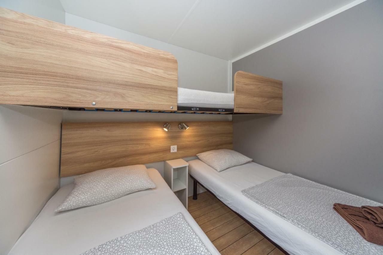 Mobile Homes Crystal Biograd Na Moru Eksteriør bilde